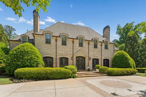 4235 Regency Ct Nw, Atlanta, GA, 30327-2728 | Card Image