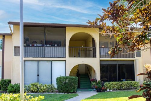 b-2-327 Pine Ridge Cir, Greenacres, FL, 33463-1414 | Card Image