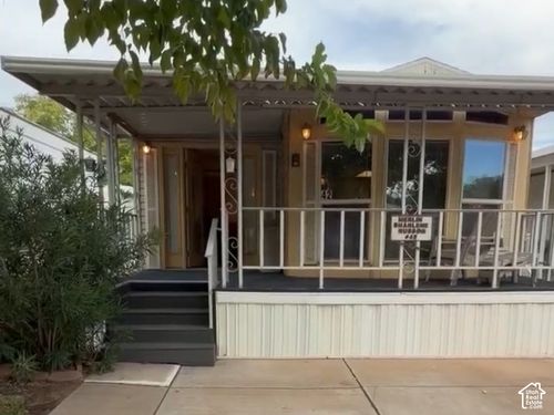 42-1150 Red Mtn, Dammeron Valley, UT, 84783 | Card Image