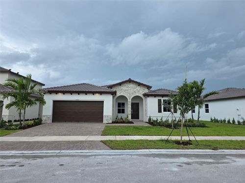 2485 Se 29th Dr, Homestead, FL, 33035 | Card Image