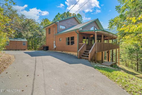 1723 Springer Rd, Sevierville, TN, 37862-7261 | Card Image