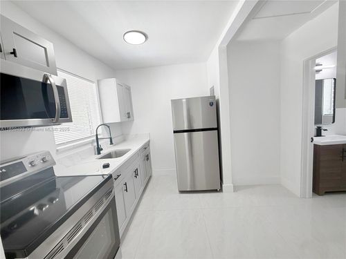 apt-4-254 E Dania Beach Blvd, Dania Beach, FL, 33004-3066 | Card Image