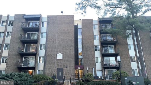 202-60 S Van Dorn St, ALEXANDRIA, VA, 22304-4200 | Card Image