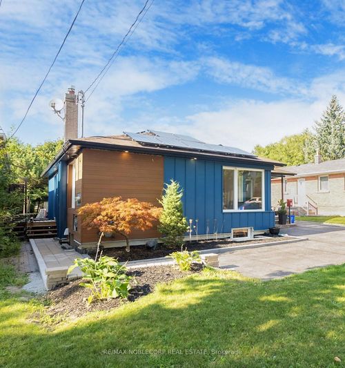100 Rockport Cres, Richmond Hill, ON, L4C2L8 | Card Image