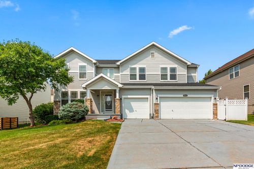8916 N 156th Ave, Bennington, NE, 68007-8408 | Card Image