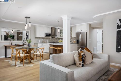 apt-8-1233 Singingwood Ct, Walnut Creek, CA, 94595-3238 | Card Image