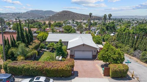 11071 El Nopal, Lakeside, CA, 92040-2204 | Card Image