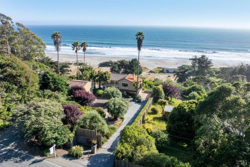 3275 Shoreline Hwy, Stinson Beach, CA, 94970 | Card Image