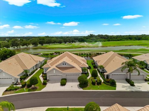 6942 Woodmore Ter, LAKEWOOD RANCH, FL, 34202-8960 | Card Image
