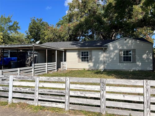 2615 Province Ln, Dallas, TX, 75228-3950 | Card Image