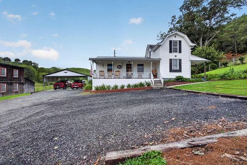 439 Wallens Creek Rd, Mouth of Wilson, VA, 24363-3702 | Card Image