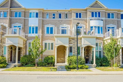40 Comely Way, Markham, ON, L3R2L8 | Card Image