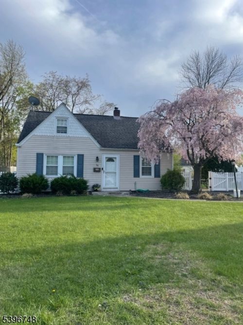 16 Brookside Ave, Pompton Plains, NJ, 07444-1836 | Card Image