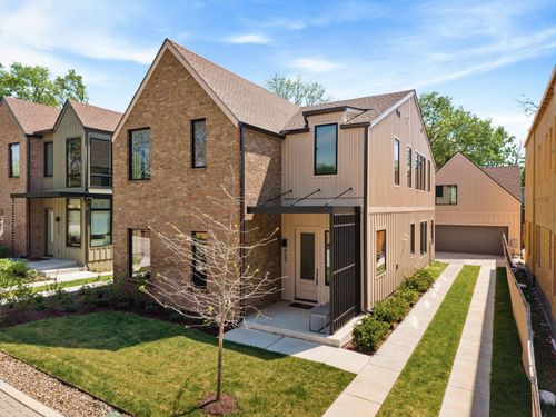 627 Richmond Bnd, Nashville, TN, 37206-3152 | Card Image