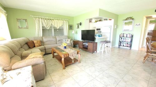22 Northampton A, West Palm Beach, FL, 33417-7605 | Card Image
