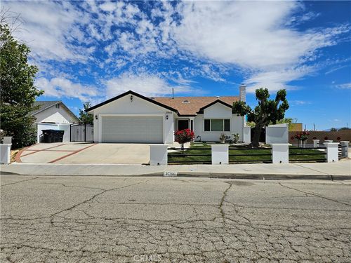 37900 Janus, Palmdale, CA, 93550 | Card Image
