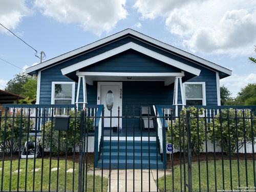 326 Connelly St, San Antonio, TX, 78203-1710 | Card Image