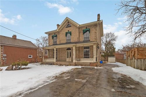 56 Mount Pleasant St, Brantford, ON, N3T1S8 | Card Image