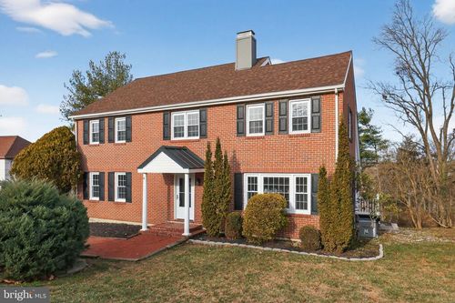 6 Kings Grant Rd, HOCKESSIN, DE, 19707-1207 | Card Image