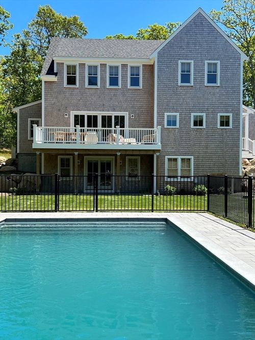 1526 Hyannis Rd, Barnstable, MA, 02630-1429 | Card Image