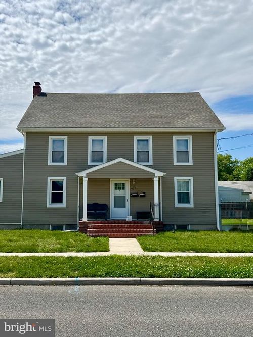 427 Church St, Williamstown, NJ, 08094-1617 | Card Image