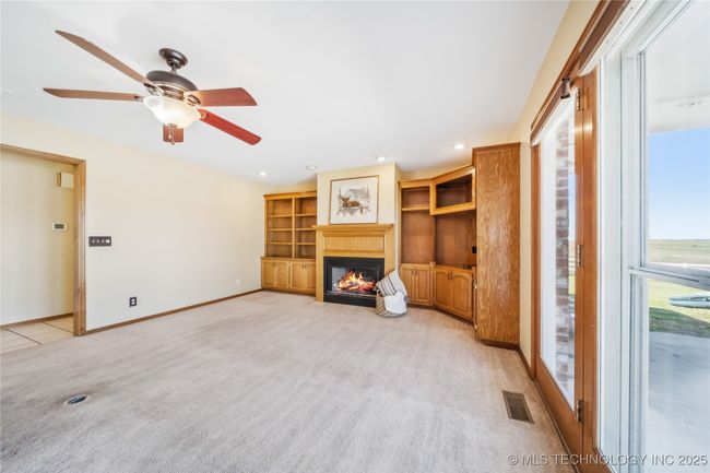 28002 Us 75 Hwy, House other with 4 bedrooms, 4 bathrooms and null parking in Ochelata OK | Image 12
