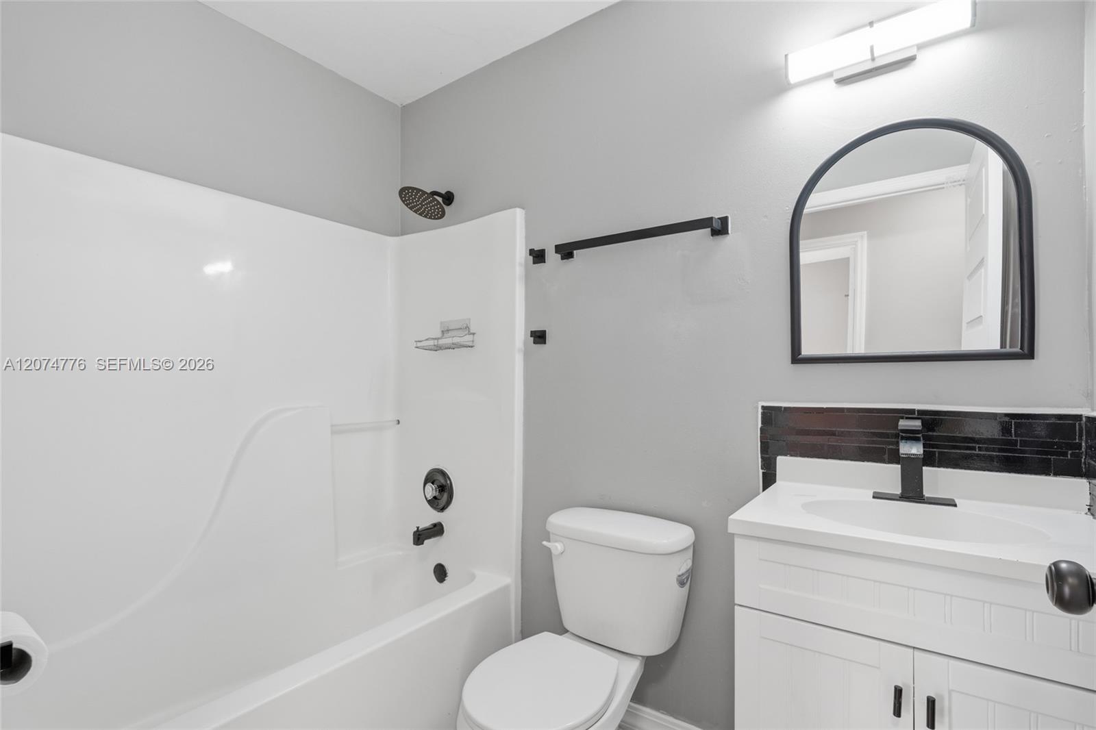 Residential Lease in Florida City 3