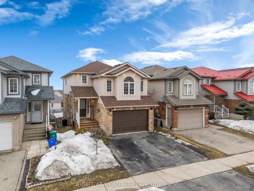 552 Activa Avenue, Kitchener, ON, N2E4C2 | Card Image