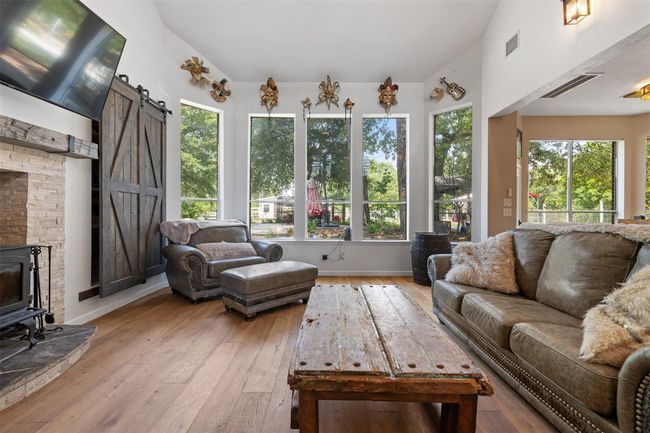 2092 Fm 1486 Rd, Home with 4 bedrooms, 4 bathrooms and 4 parking in Anderson TX | Image 5