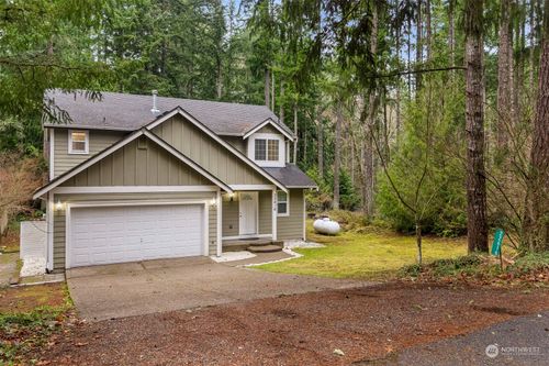 22616 Echowood Lane Se, Yelm, WA, 98597 | Card Image