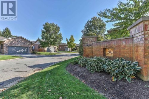 32-30 Doon Drive, London North (North G), ON, N5X3X2 | Card Image
