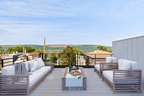 2-2 Nodine St, Hastings On Hudson, NY, 10706 | Card Image