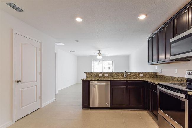 8530 Silverbell Loop, House other with 3 bedrooms, 2 bathrooms and null parking in BROOKSVILLE FL | Image 6