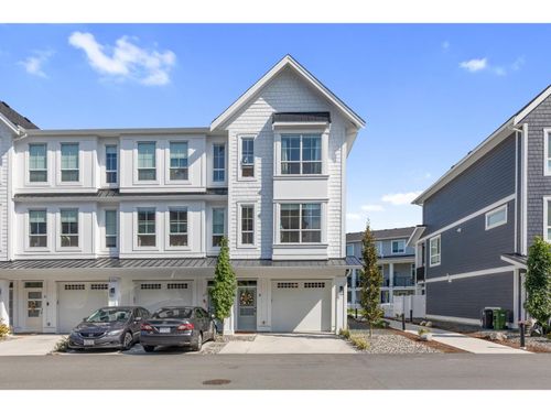 8-8200 Foxfern Road, Chilliwack, BC, V2R0R1 | Card Image