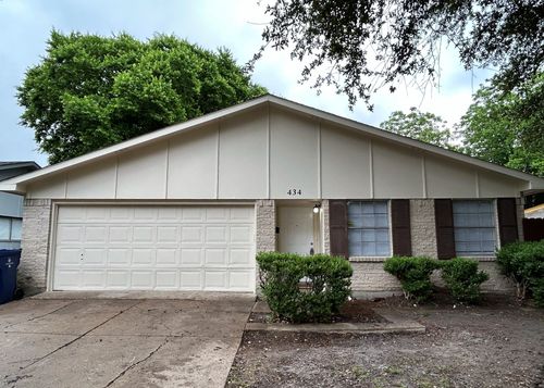434 Clover Ln, Garland, TX, 75043-3207 | Card Image