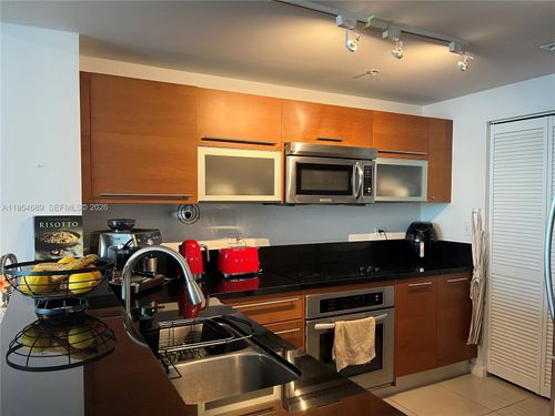 apt-3104-253 2nd St, Miami, FL, 33132-2313 | Card Image