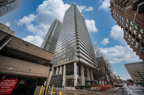 302-37 Grosvenor Street, Toronto, ON, M4Y3G5 | Card Image