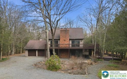 340 Bear Creek Lake Dr, Jim Thorpe, PA, 18229-2818 | Card Image