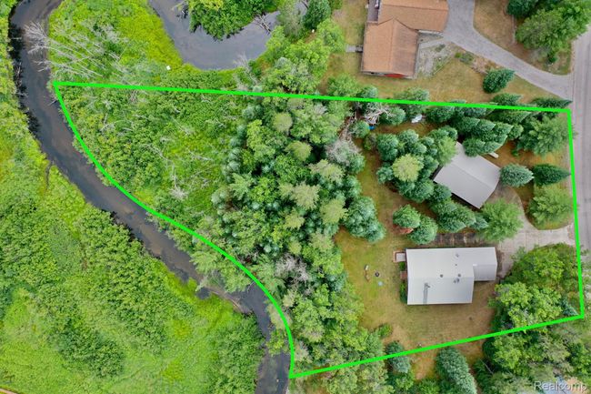 239 Ausable River Trl, House other with 2 bedrooms, 2 bathrooms and null parking in Roscommon MI | Image 5