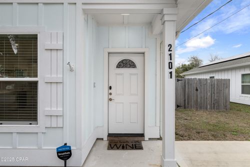 2101 E 8th St, Panama City, FL, 32401-4625 | Card Image