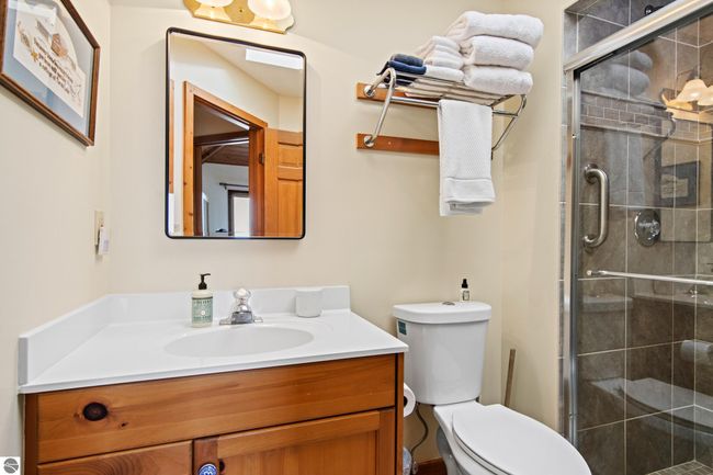 3485 N West Torch Lake Dr, House other with 5 bedrooms, 4 bathrooms and null parking in Kewadin MI | Image 59