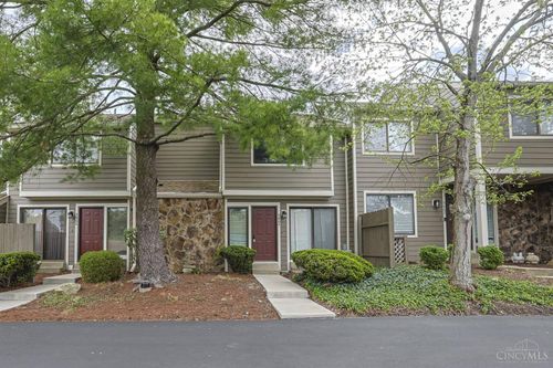 9864 Timbers Dr, Cincinnati, OH, 45242 | Card Image