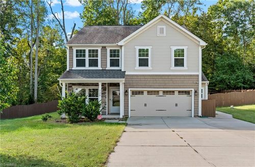 126 Crestwood Ct, Advance, NC, 27006-7362 | Card Image