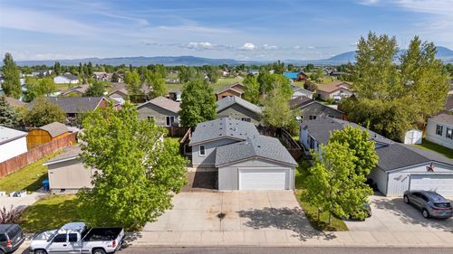 157 W Magnolia Dr, Belgrade, MT, 59714-9584 | Card Image