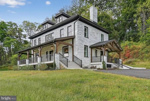 1265 Baltimore Pike, Toughkenamon, PA, 19374-1028 | Card Image