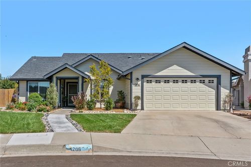 1206 Capitola St, Grover Beach, CA, 93433-3229 | Card Image