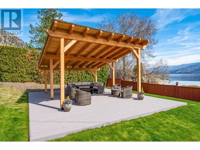 11 - 3701 Beach Ave, Home with 2 bedrooms, 2 bathrooms and 1 parking in Peachland BC | Image 41