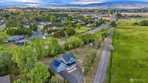 1603 W Dry Creek Rd, Ellensburg, WA, 98926-9445 | Card Image