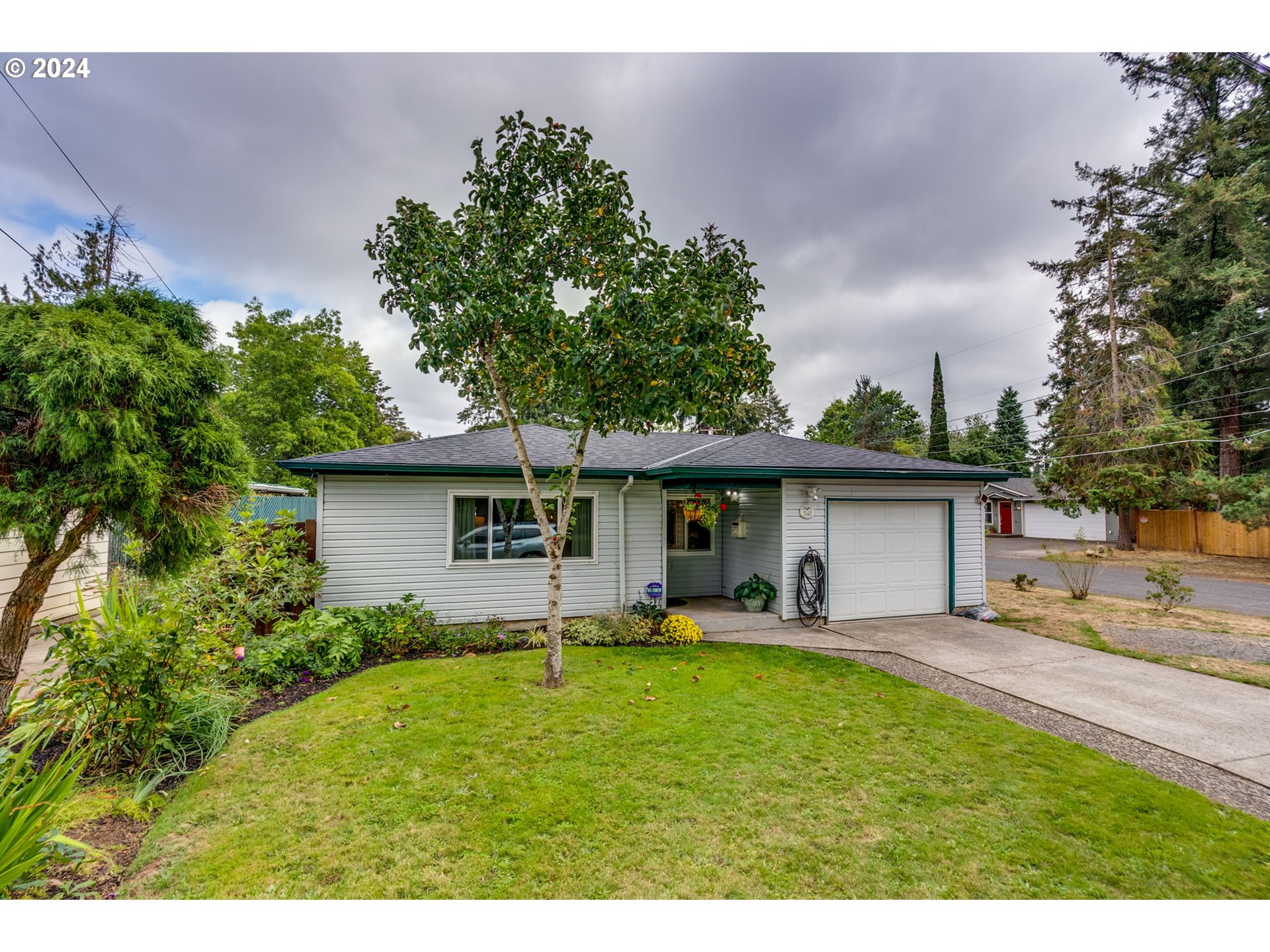 57th Ave, Portland, OR 97206