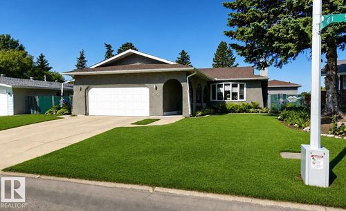 3212 73 St Nw, Edmonton, AB, T6K1K1 | Card Image